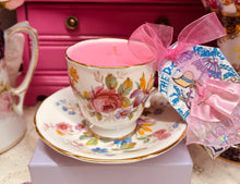 Load image into Gallery viewer, Beautiful Paragon Floral Spray coffee cup scented Soy Candle