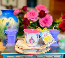 Load image into Gallery viewer, 1930s Royal Standard Crinoline Lady Scented Soy teacup Candle