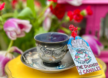 Load image into Gallery viewer, Beautiful Black Japanese ‘Dragonware’ Soy Candle