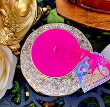 Load image into Gallery viewer, Royal Imperial Gold Chintz Coffee cup Soy scented Candle