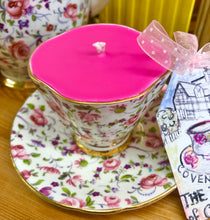 Load image into Gallery viewer, Vintage Roses Chintz ‘Windsor’ Coffee cup Soy Candle Trio set