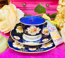 Load image into Gallery viewer, Stunning Royal Standard 1910 Edwardian Cobalt Blue Imari Teacup trio Scented Soy Candle