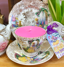 Load image into Gallery viewer, Lovely Vintage ‘Garden House’ lady in bonnet Teacup scented soy candle set