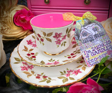 Load image into Gallery viewer, Royal Stafford ‘Fragrance’ scented Soy Candle trio Set