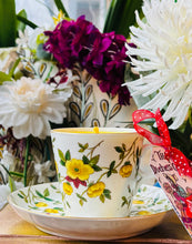 Load image into Gallery viewer, Lovely Antique Yellow Primrose &amp;  gold Teacup Scented Soy Candle
