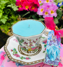 Load image into Gallery viewer, Elegant Coalport Indian Tree Tea cup Soy Scented candle
