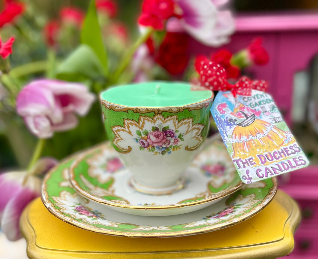 Beautiful 1930s Royal Grafton Green & pink Roses Teacup soy candle
