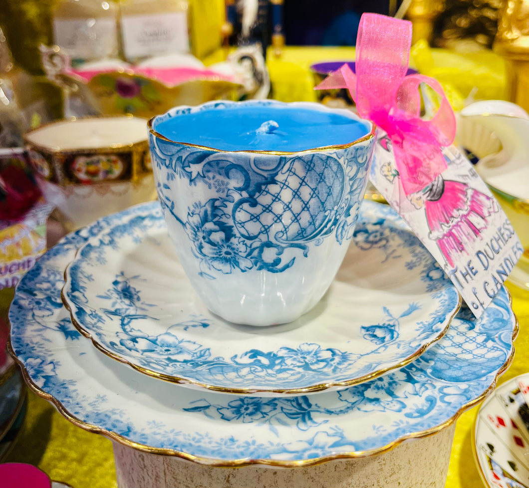 Stunning Antique Victorian Blue & White floral Teacup Soy Candle Trio set