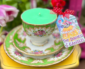Beautiful 1930s Royal Grafton Green & pink Roses Teacup soy candle