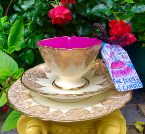 Stunning Jenners of Edinburgh Gold Leaf & Brocade teacup scented soy candle trio set