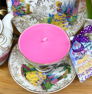 Lovely Vintage ‘Garden House’ lady in bonnet Teacup scented soy candle set