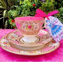 Load image into Gallery viewer, 1940s Rare English Salisbury Tudor Rose Pink Teacup trio Soy candle
