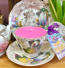 Load image into Gallery viewer, Lovely Vintage ‘Garden House’ lady in bonnet Teacup scented soy candle set
