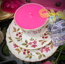 Load image into Gallery viewer, Royal Stafford ‘Fragrance’ scented Soy Candle trio Set
